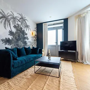 Lovely Close To Eiffel Tower Apartment